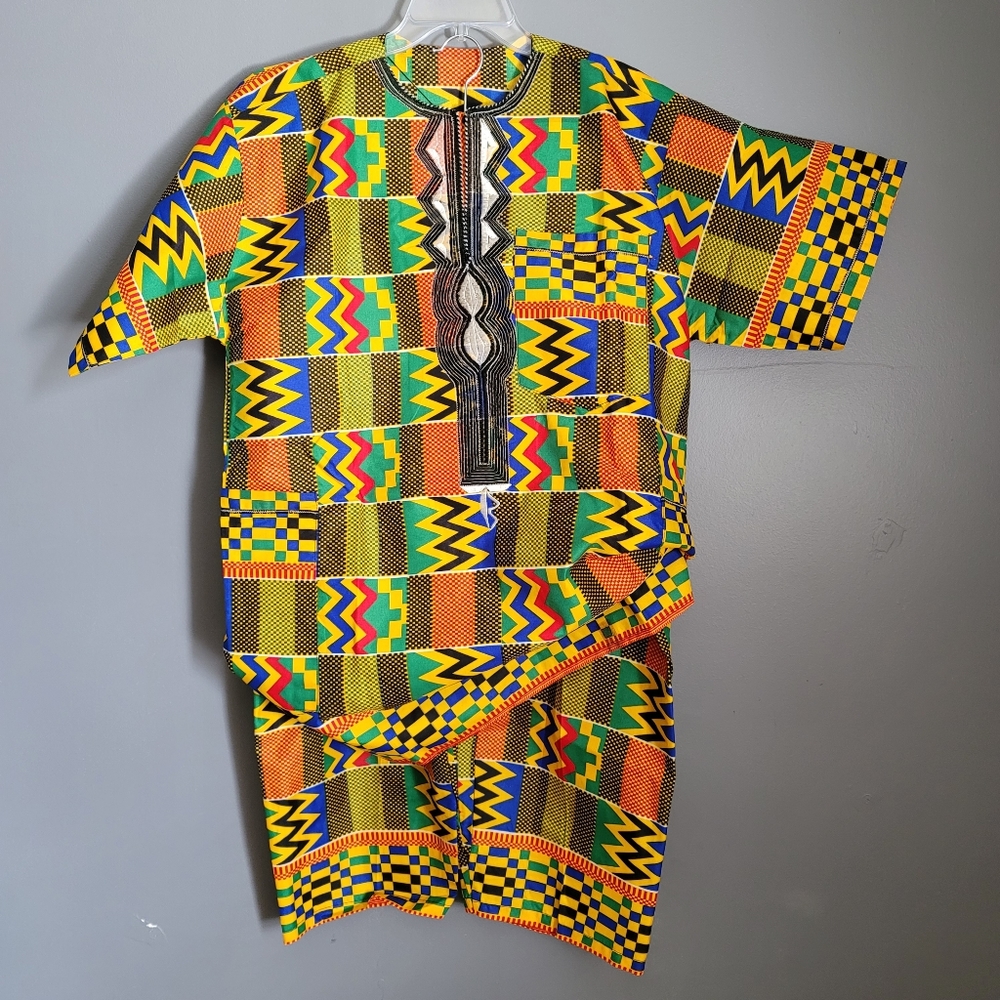 African Men's Clothing Embroideredā Printed Capris Pants Set. Size L/XL